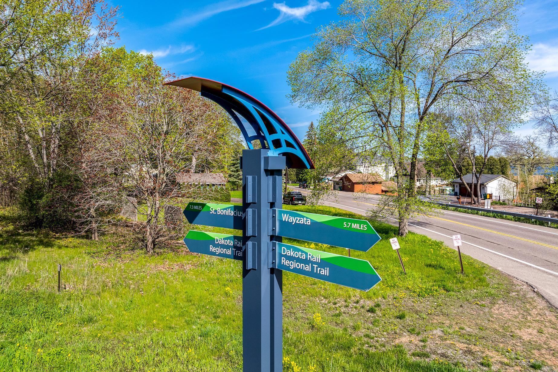 3465 Crystal Place, Wayzata, Minnesota image 32