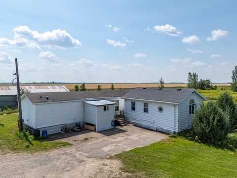 Homes For Sale - 28765 State Highway 9<br/> Crookston, MN 56716