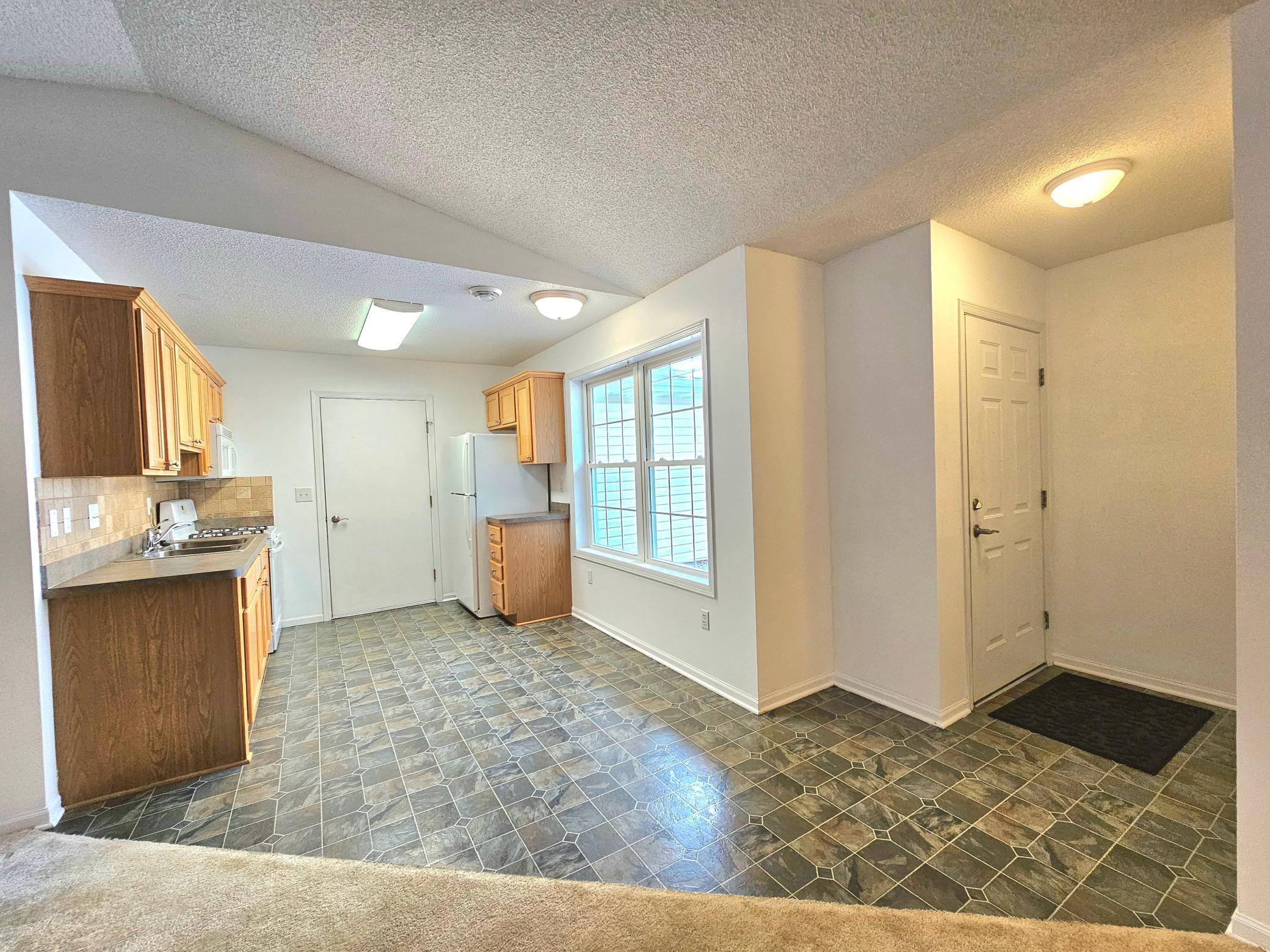 1065 Blackbird Trail #8, Hutchinson, Minnesota image 7