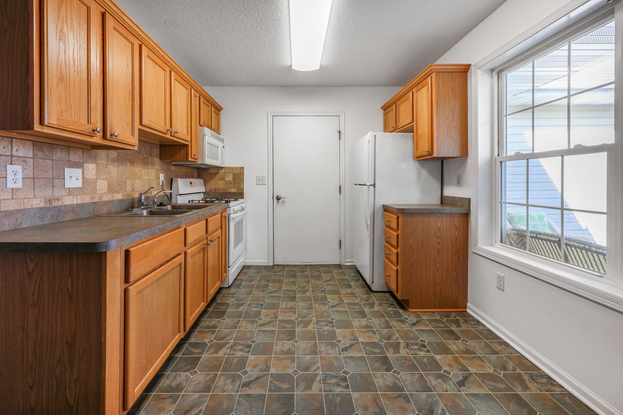 1065 Blackbird Trail #8, Hutchinson, Minnesota image 9