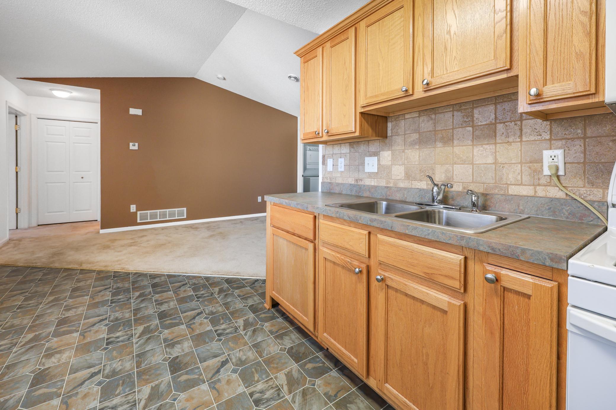 1065 Blackbird Trail #8, Hutchinson, Minnesota image 13