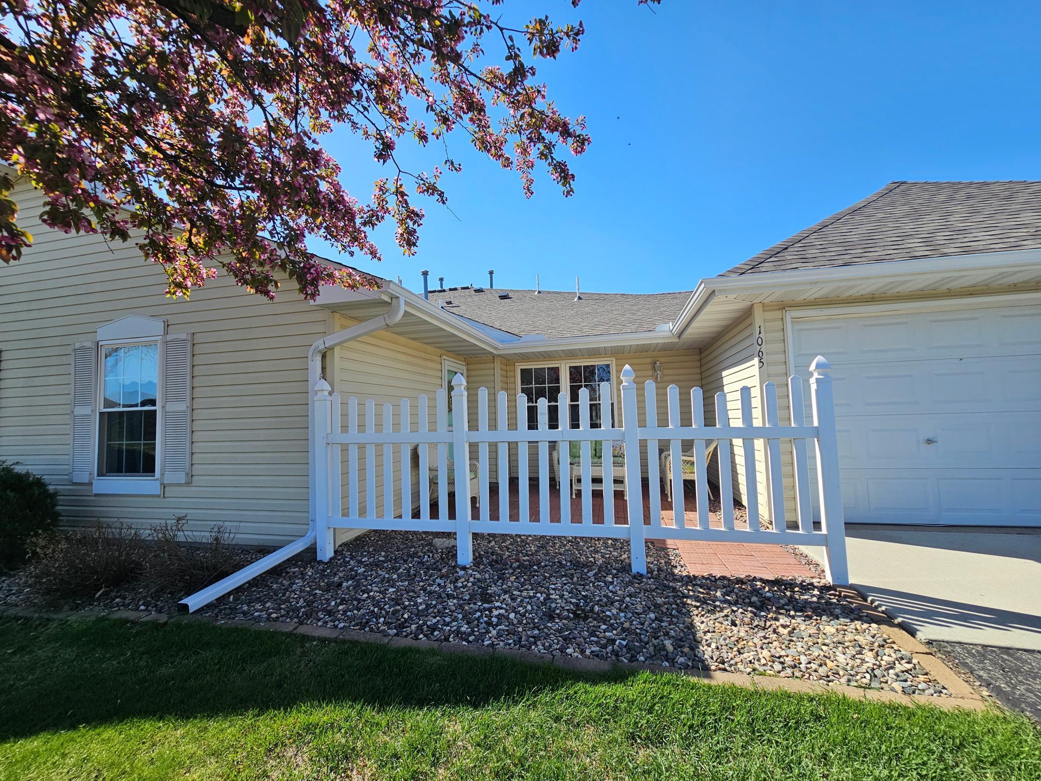 1065 Blackbird Trail #8, Hutchinson, Minnesota image 3