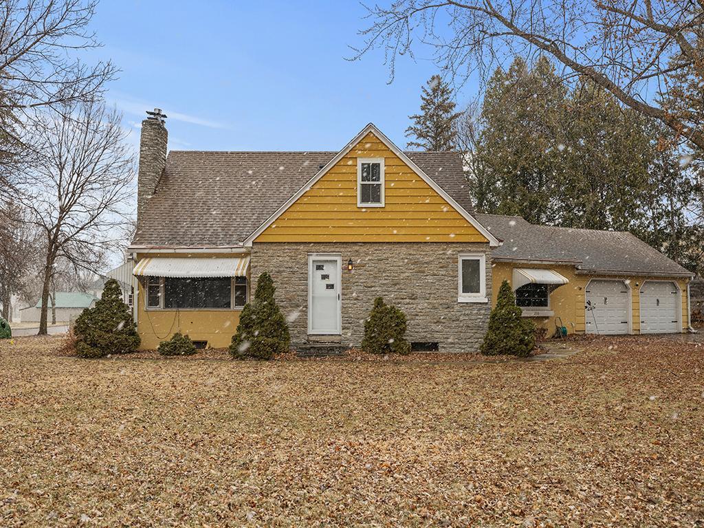 230 Mcleod Avenue, Winsted, Minnesota image 1