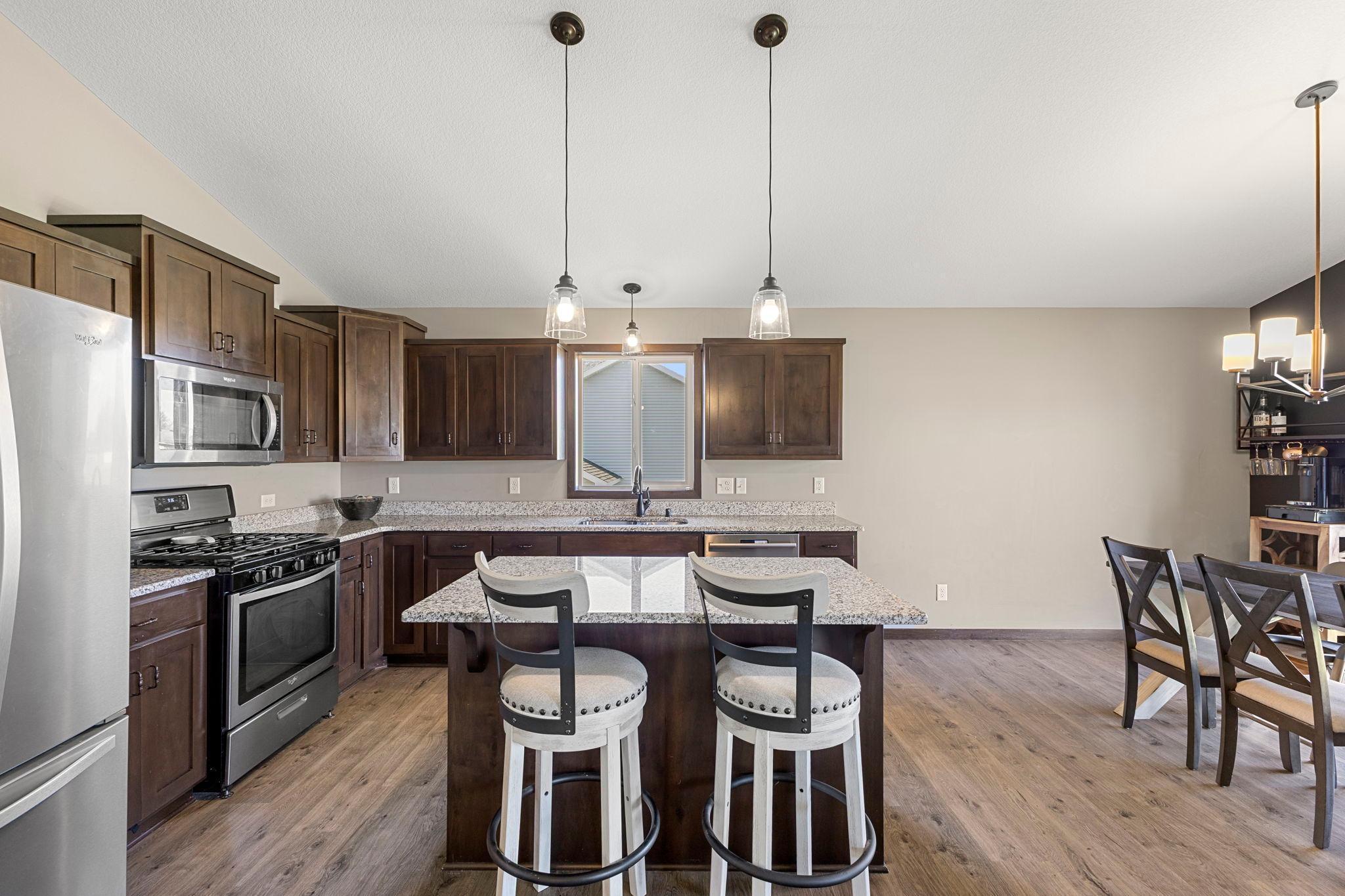1101 8th Avenue, Isanti, Minnesota image 6