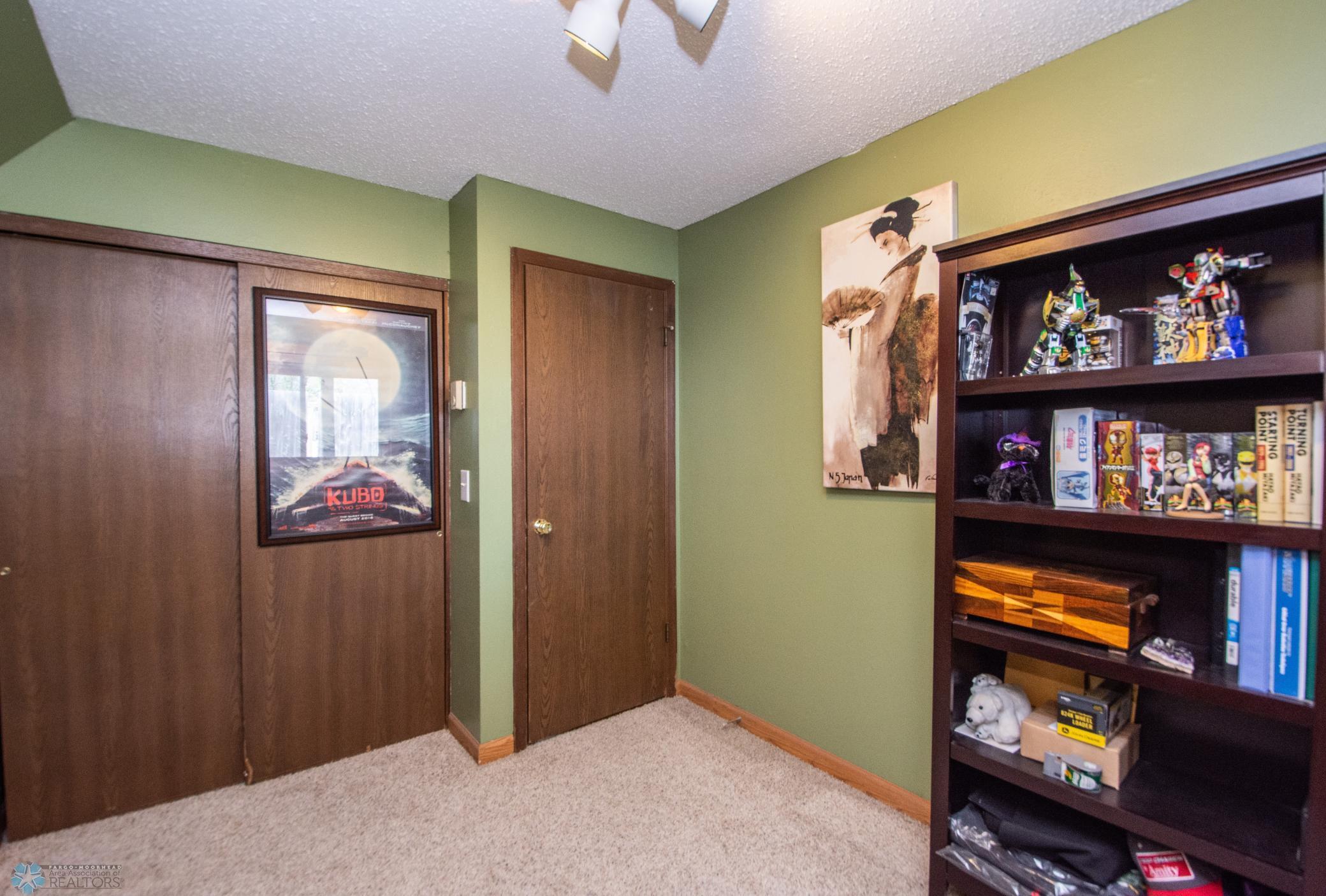 428 22nd Street, West Fargo, North Dakota image 35