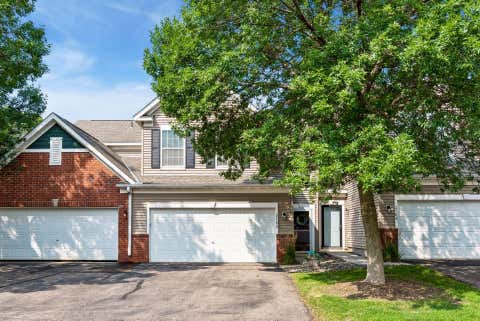 Townhouse For Sale - 2782 Spy Glass Drive<br/> Carver County, Chaska, MN 55318