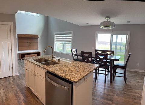 Townhouse For Sale - 4128 228th Avenue<br/> Saint Francis, MN 55070