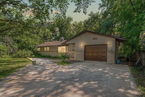 Homes For Sale - 1650 Upper Afton Road<br/> Ramsey County, Saint Paul, MN 55106