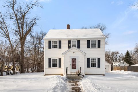 Homes For Sale - 319 1st Avenue<br/> Traill County, Mayville, ND 58257