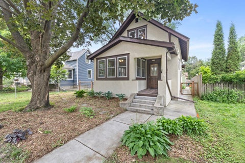 Homes For Sale - 4142 42nd Avenue<br/> Minneapolis, MN 55406
