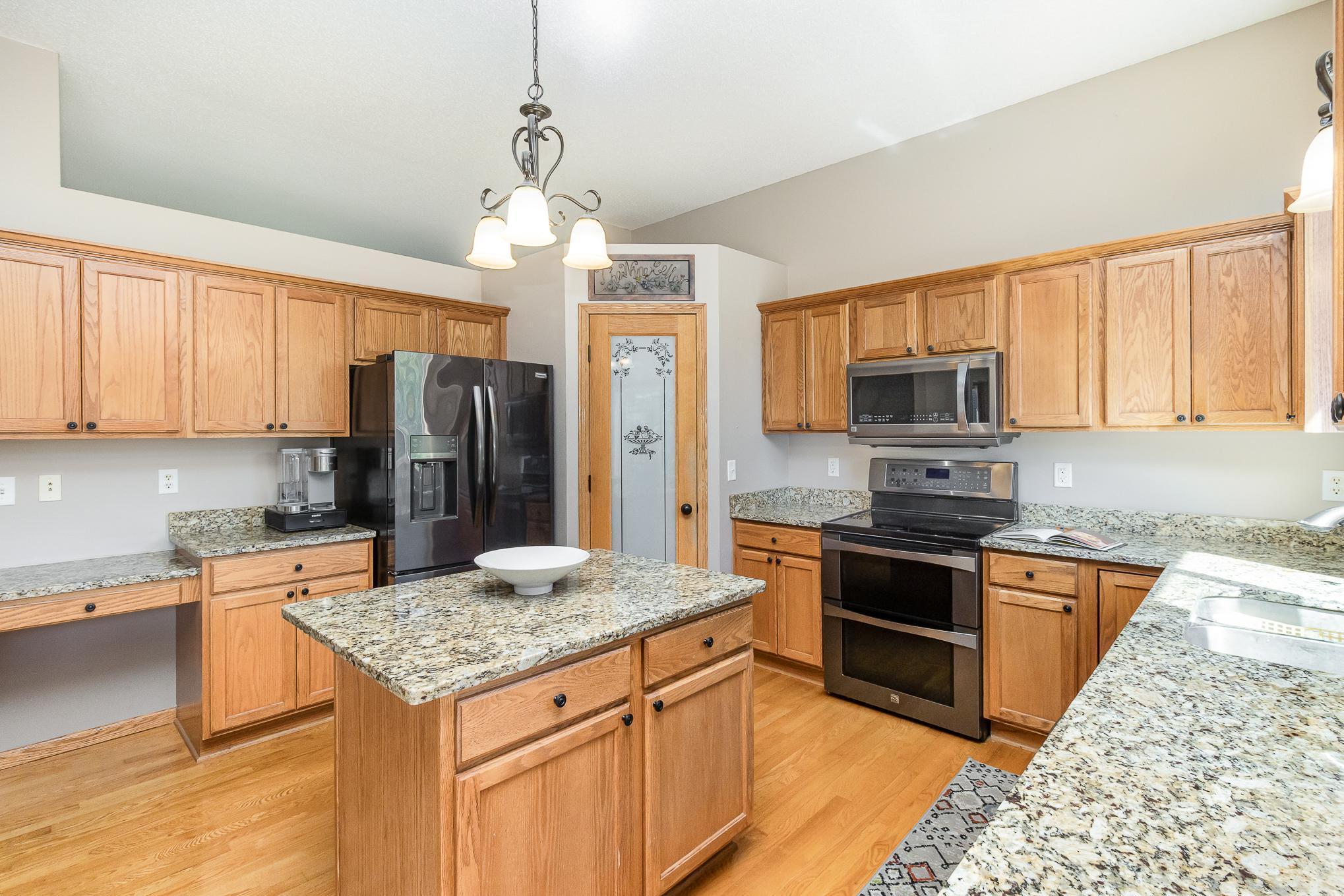2127 Ormond Drive, Shakopee, Minnesota image 5
