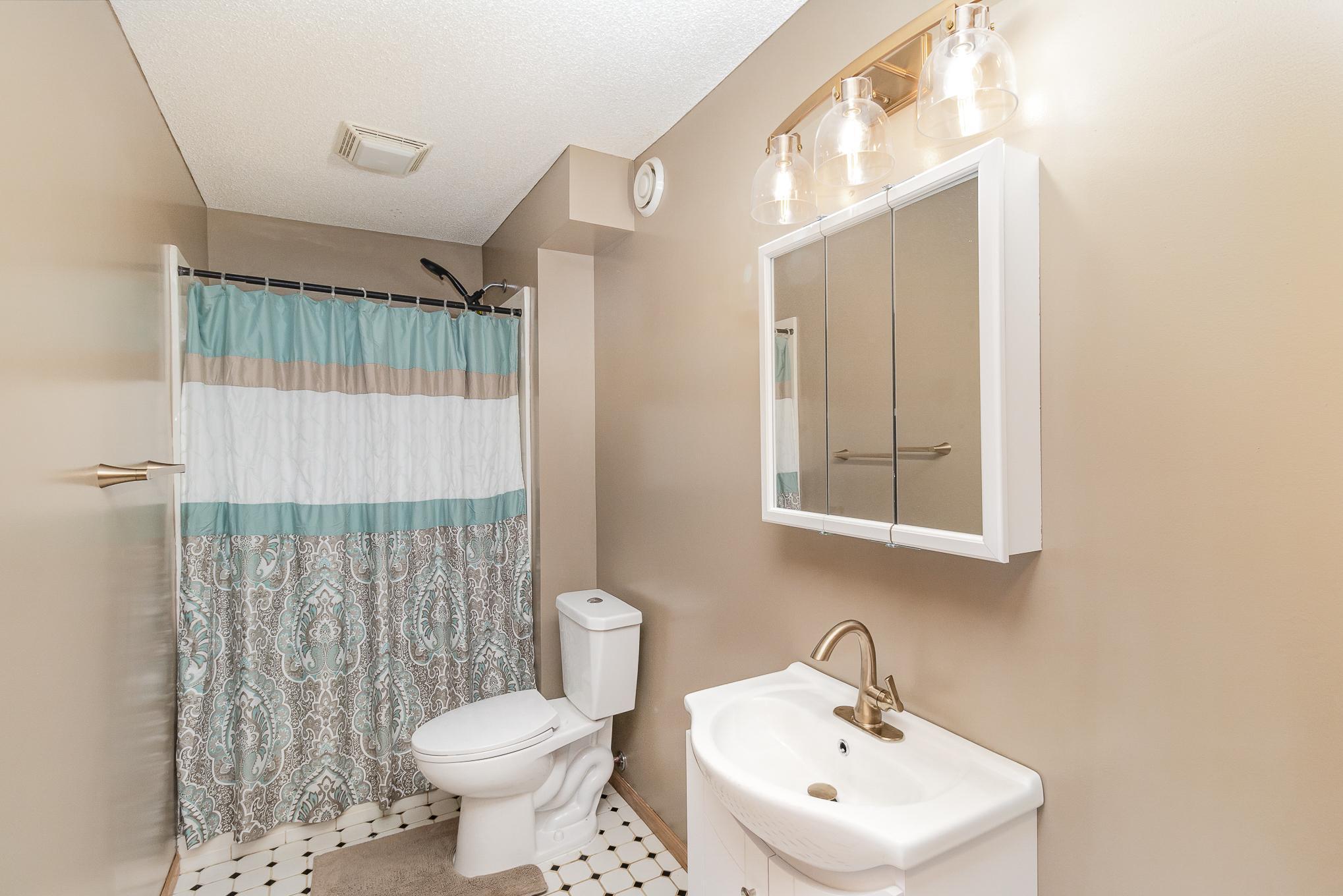 2127 Ormond Drive, Shakopee, Minnesota image 27