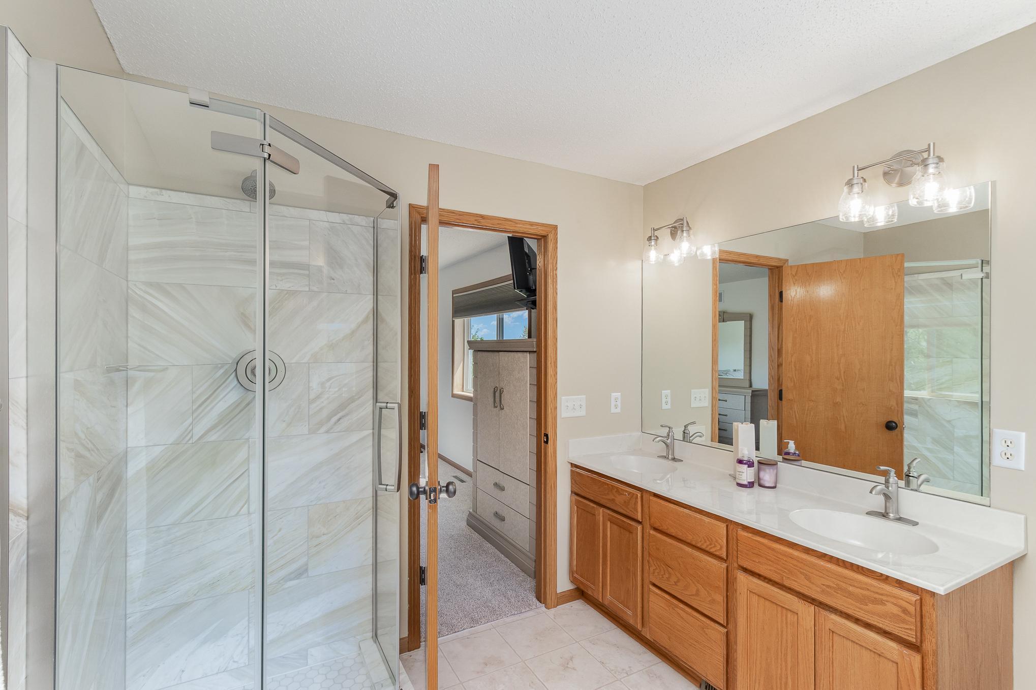 2127 Ormond Drive, Shakopee, Minnesota image 15