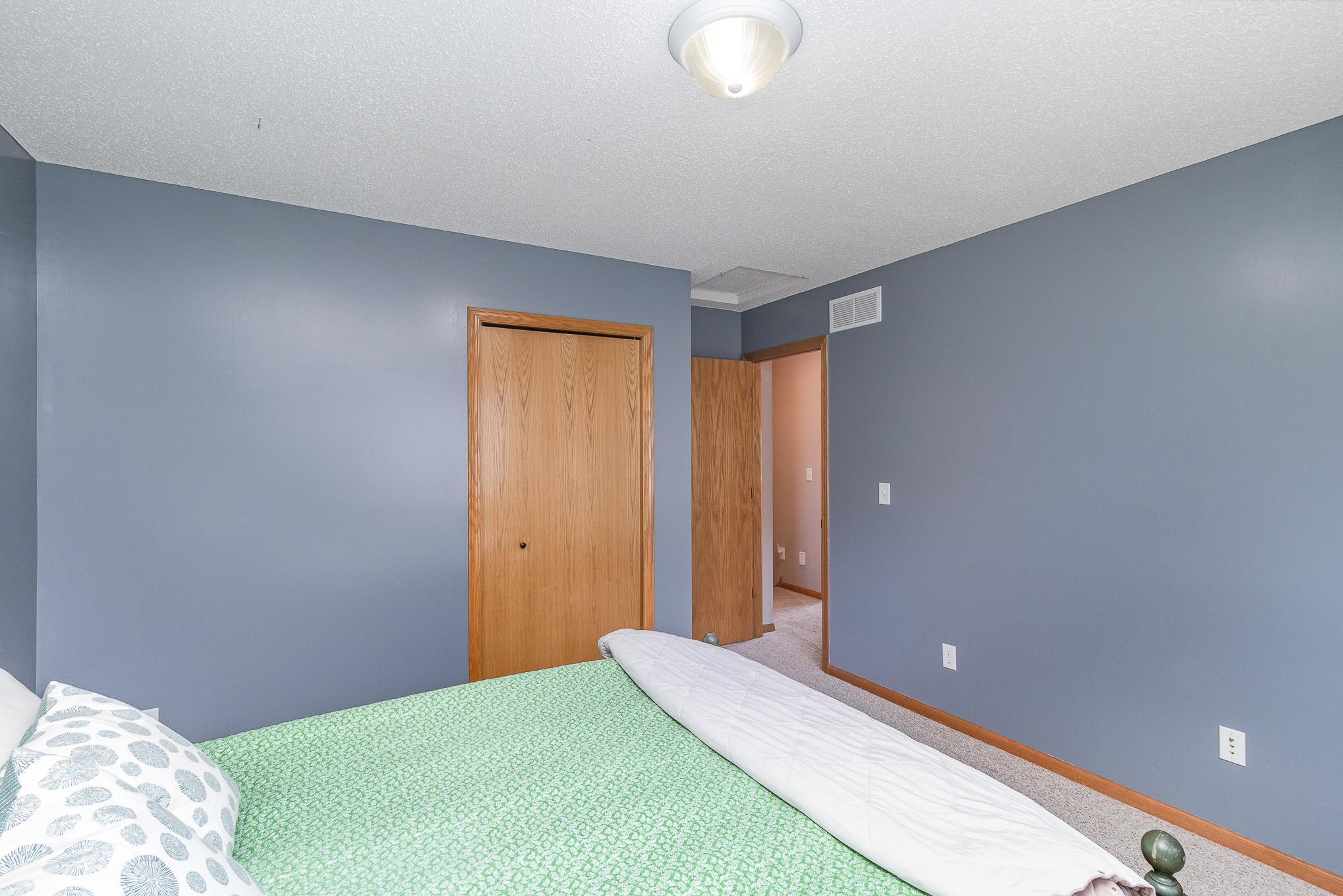 2127 Ormond Drive, Shakopee, Minnesota image 21