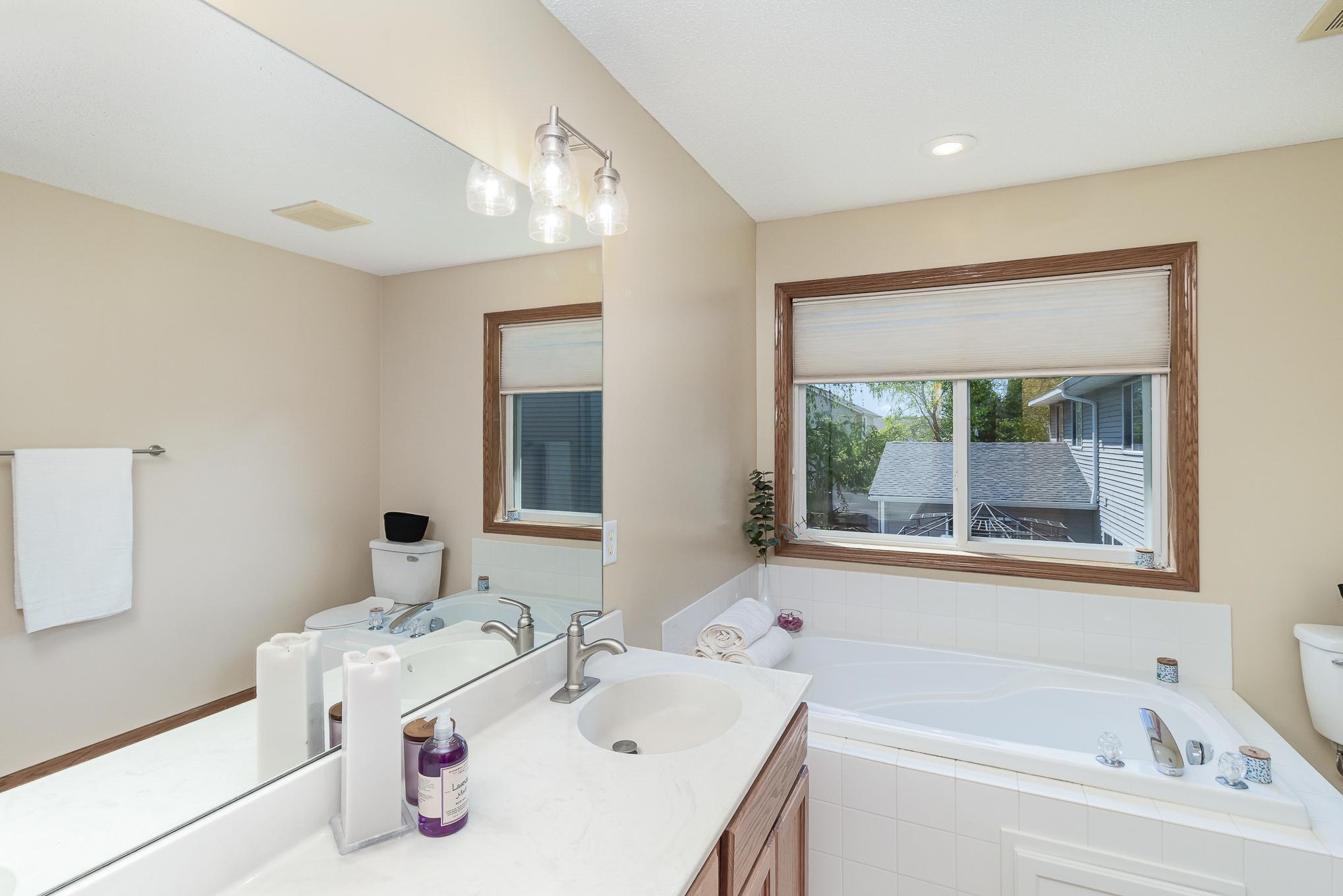 2127 Ormond Drive, Shakopee, Minnesota image 16