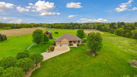 Homes For Sale - 16845 Norell Avenue<br/> Marine On Saint Croix, MN 55047