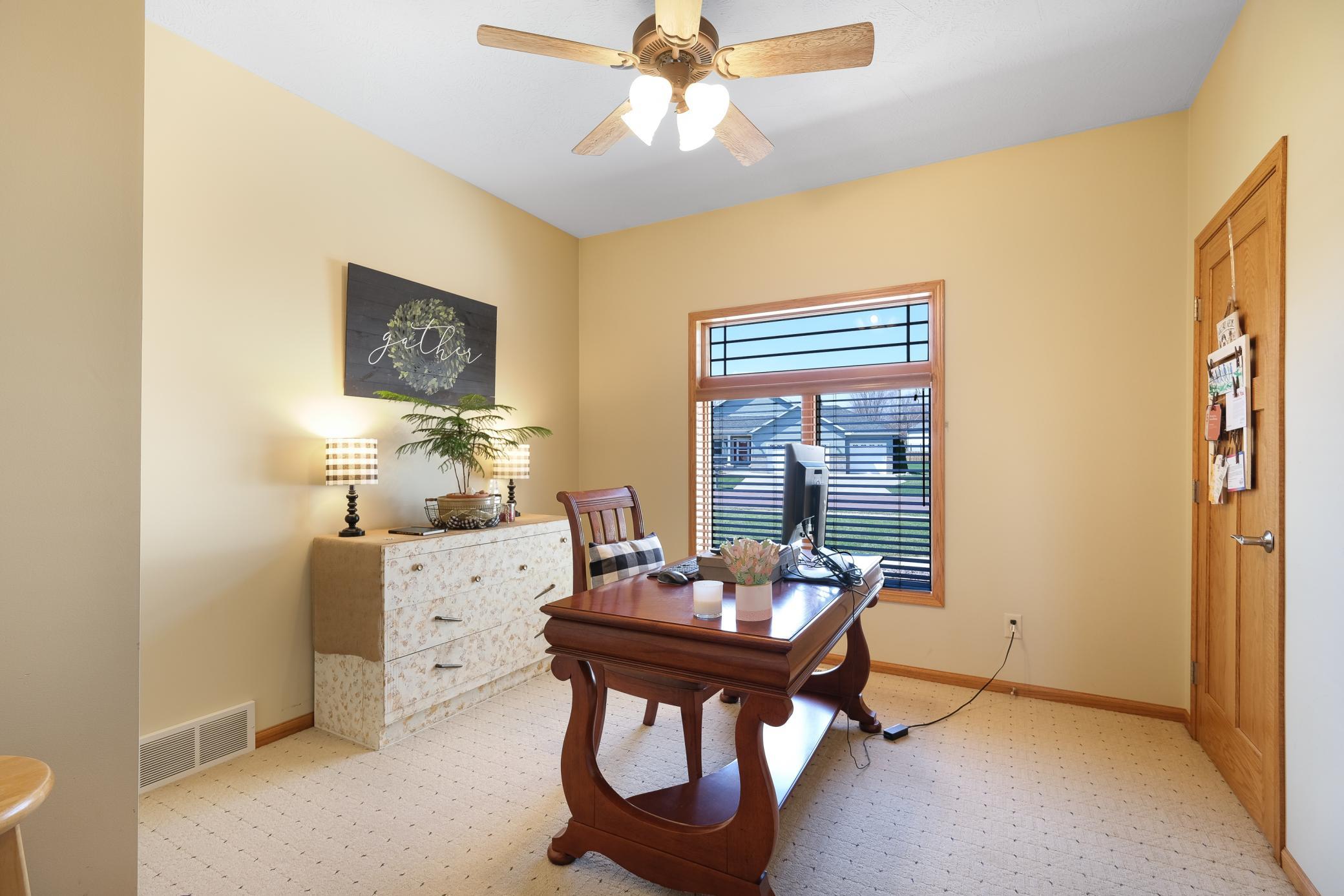 312 Southbrook Circle, Mankato, Minnesota image 24