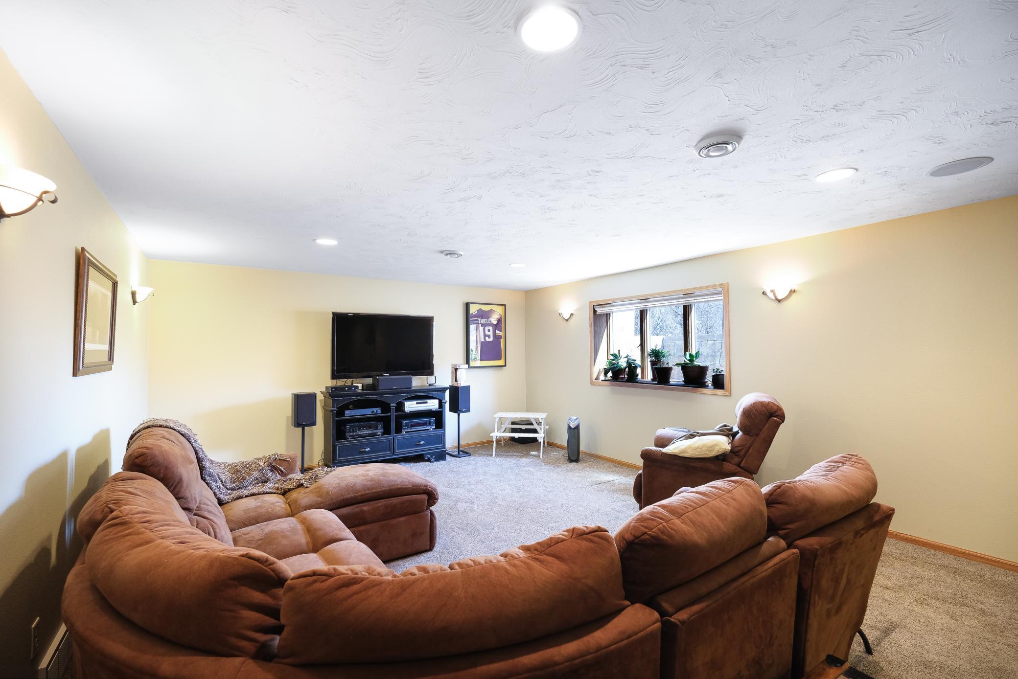 312 Southbrook Circle, Mankato, Minnesota image 29