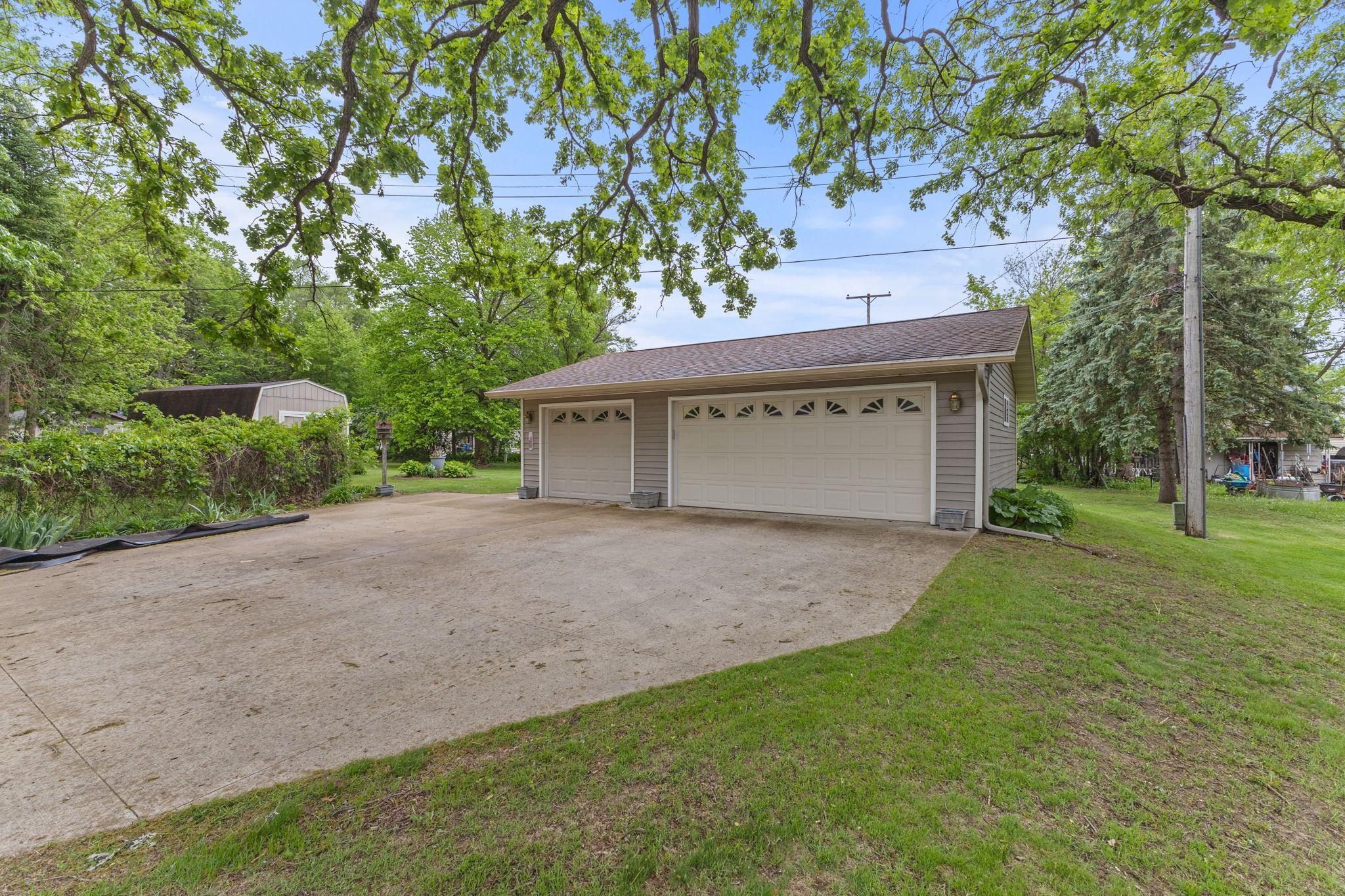 535 Maple Drive, Owatonna, Minnesota image 5