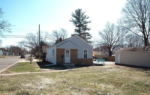 Homes For Sale - 4370 Adair Avenue<br/> Crystal, MN 55422