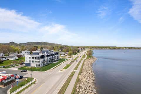 Condo For Sale - 907 N Lakeshore Drive<br/> Lake City, MN 55041