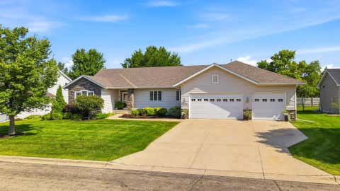 Homes For Sale - 2450 Mossy Creek Drive<br/> Steele County, Owatonna, MN 55060
