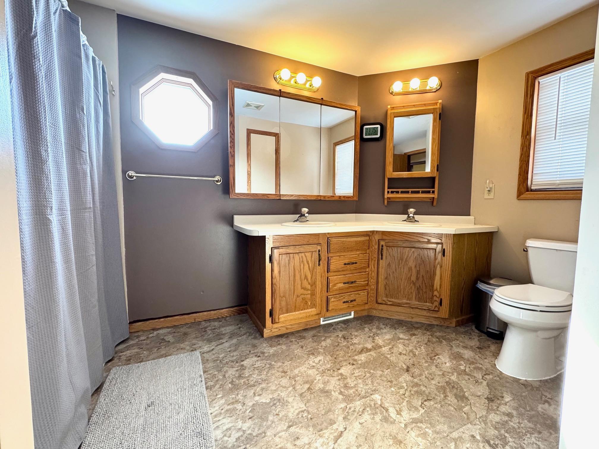 103 8th Street, Roseau, Minnesota image 13