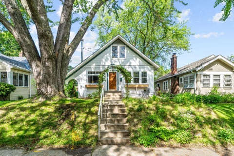 Homes For Sale - 441 Saratoga Street<br/> Ramsey County, Saint Paul, MN 55105