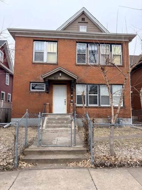 Multifamily For Sale - 687 Aurora Avenue<br/> Saint Paul, MN 55104