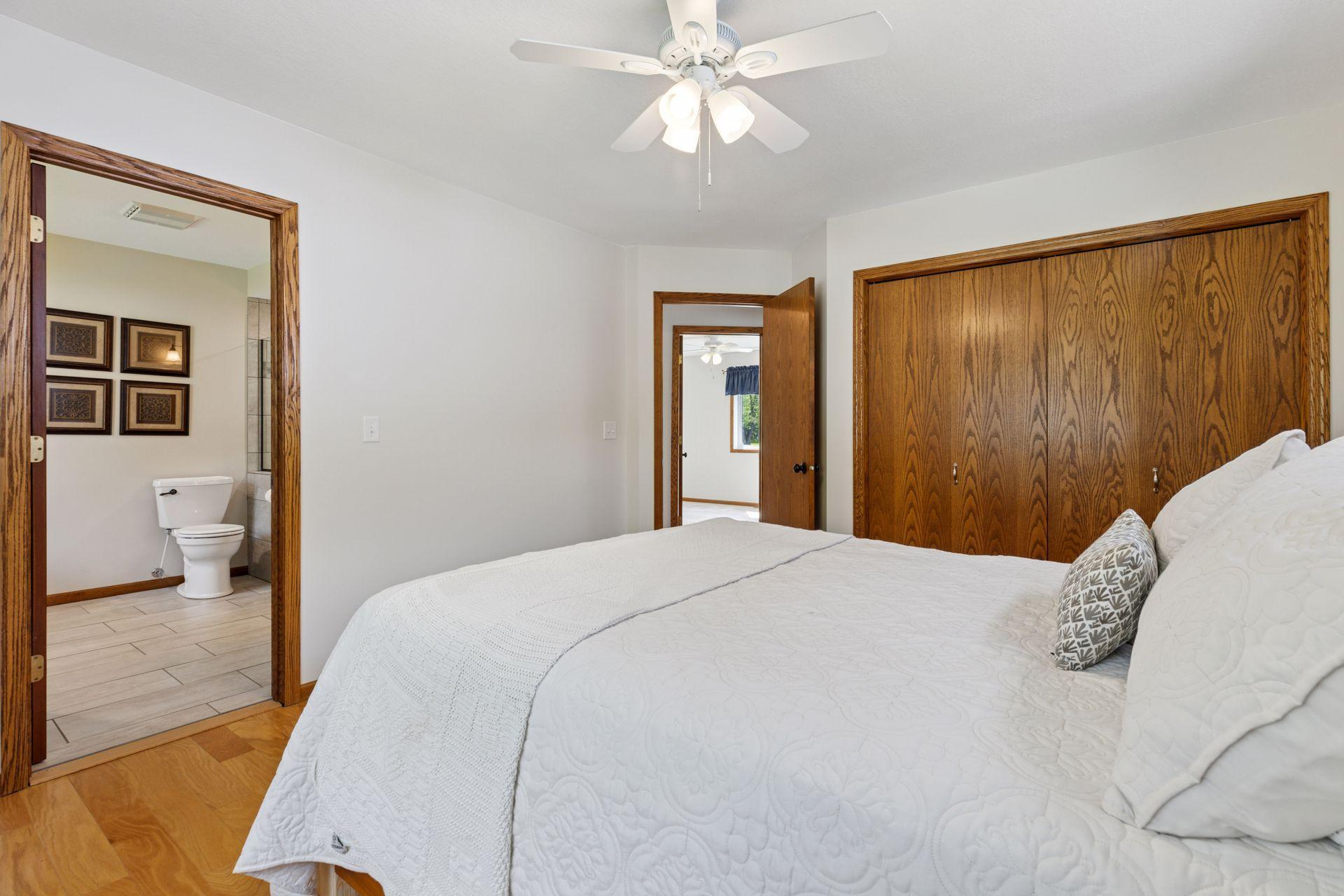 1445 Bay Drive, Forest Lake, Minnesota image 16