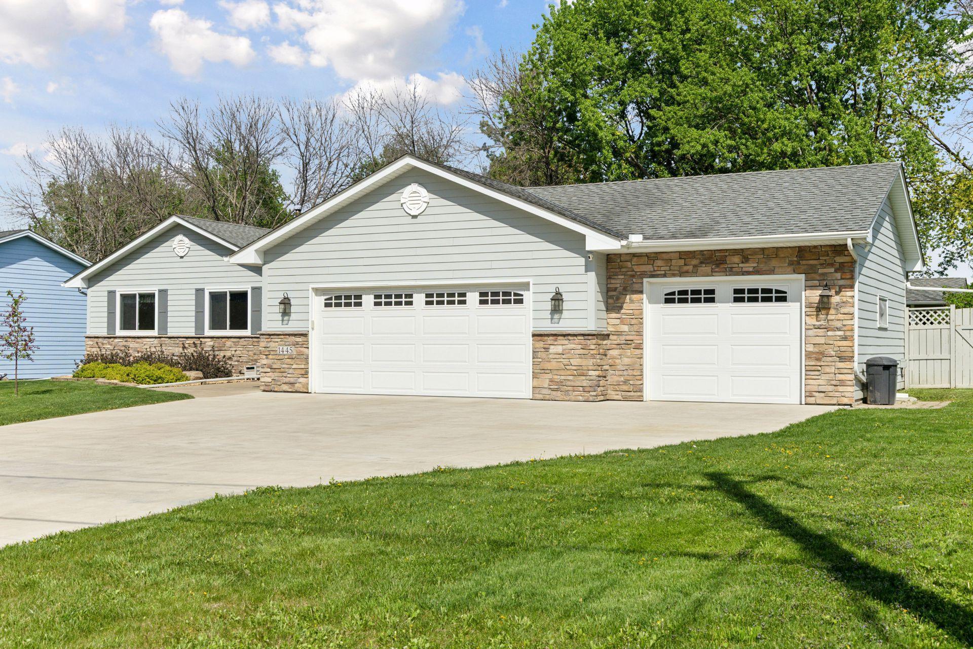 1445 Bay Drive, Forest Lake, Minnesota image 4