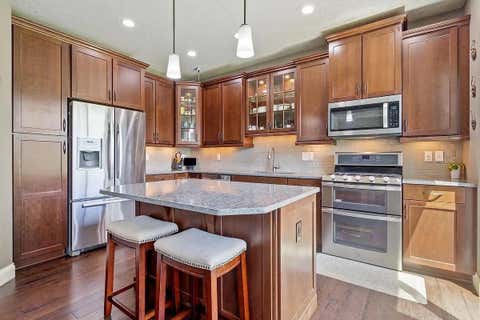 Townhouse For Sale - 12037 84th Way<br/> Maple Grove, MN 55369