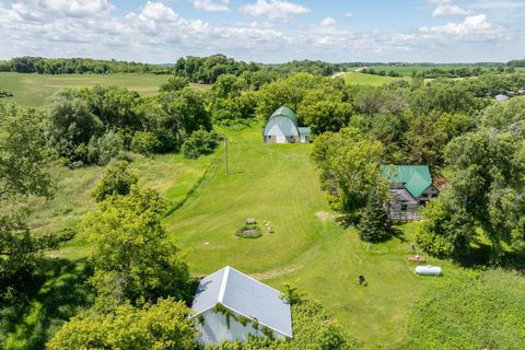 Homes For Sale - 11835 150th Street<br/> Montgomery, MN 56069