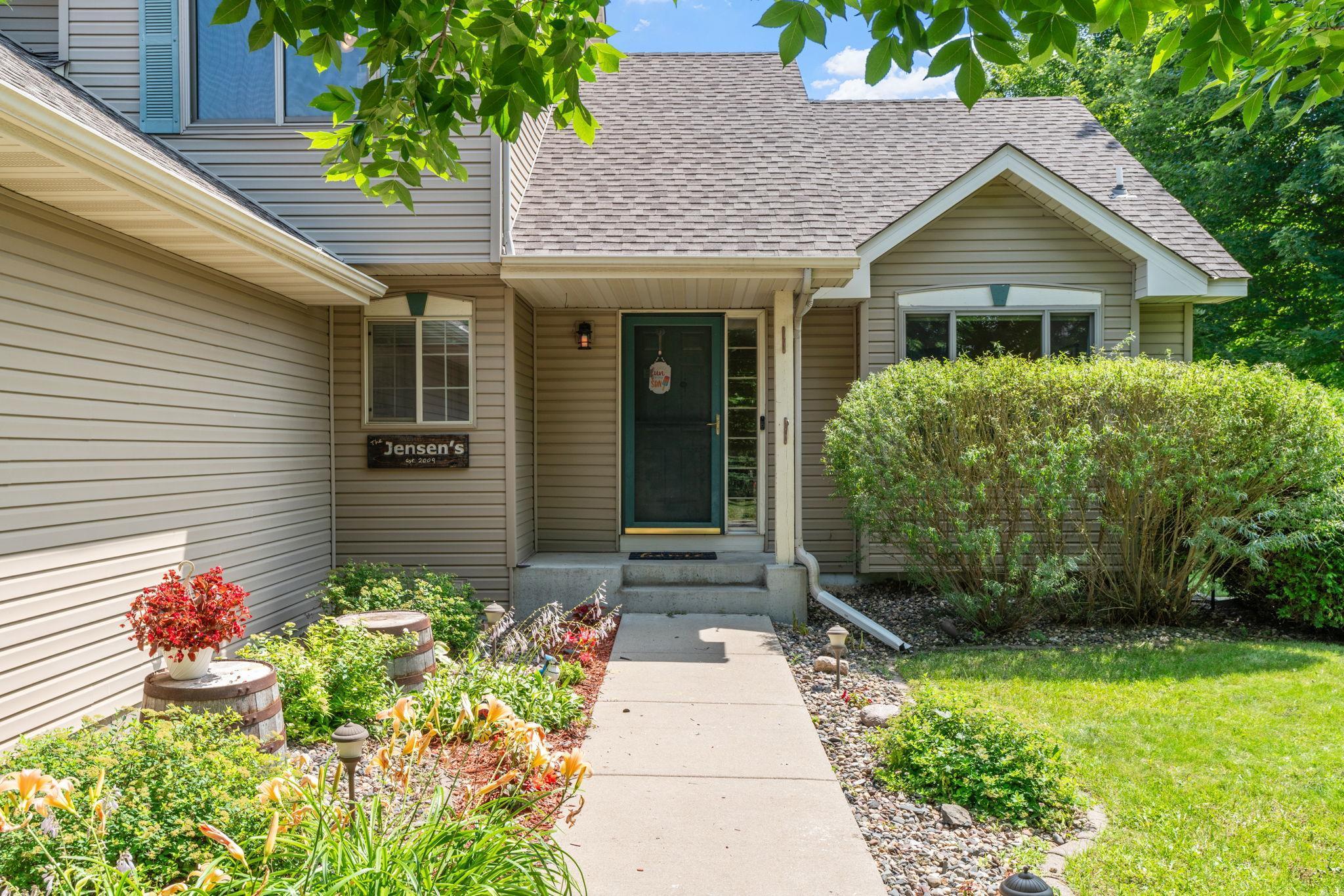 1971 Fischer Drive, Waconia, Minnesota image 2