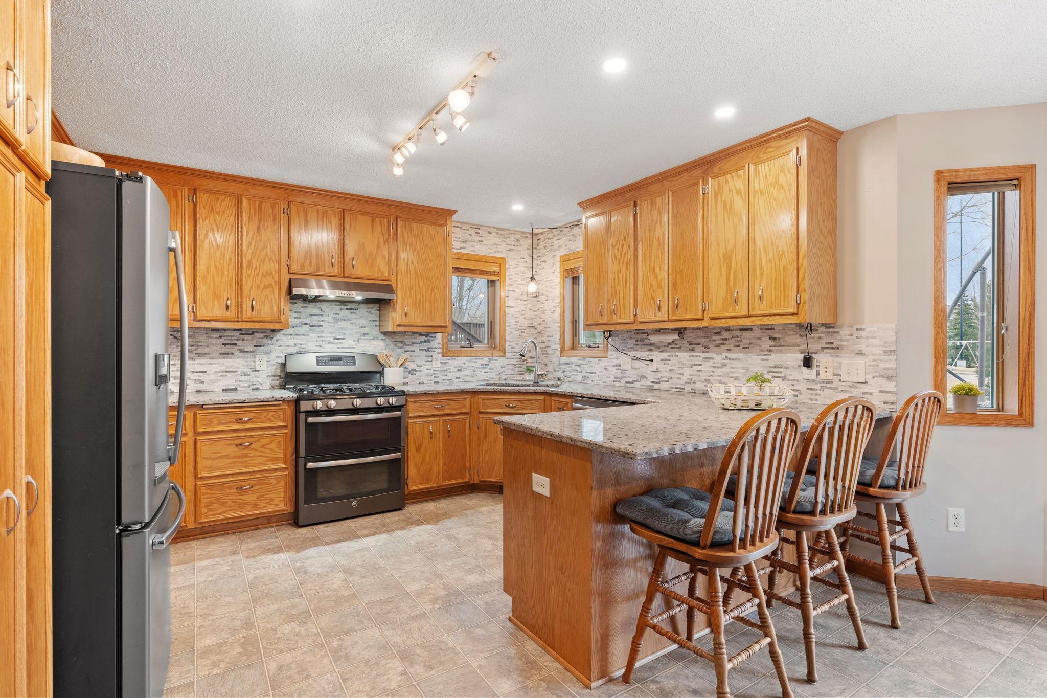 1971 Fischer Drive, Waconia, Minnesota image 8