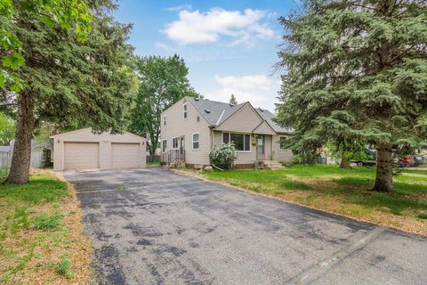 Homes For Sale - 5030 Ewing Avenue<br/> Hennepin County, Brooklyn Center, MN 55429