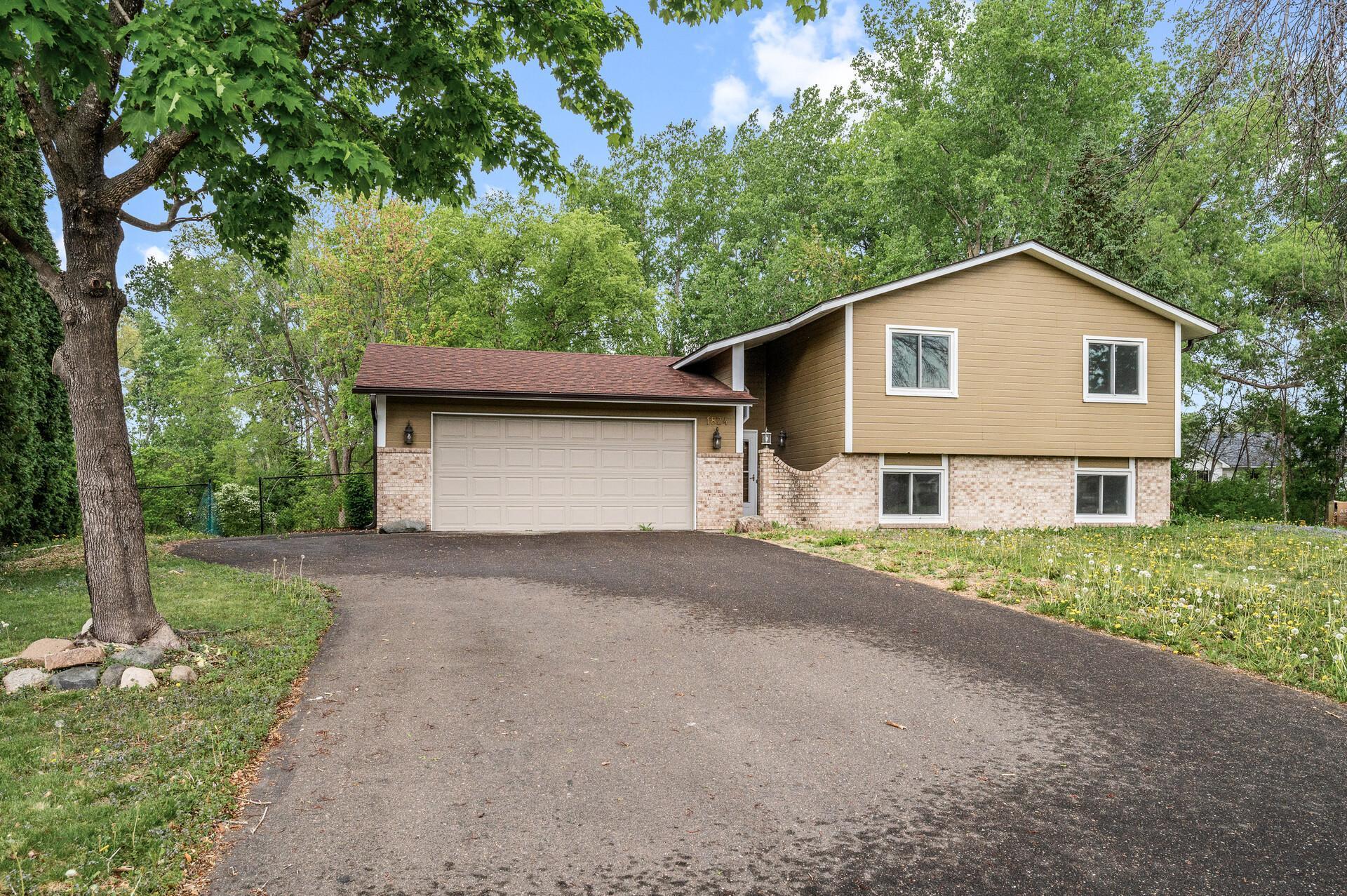 1824 Houle Circle, Hugo, Minnesota image 2