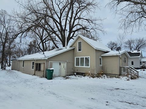 Homes For Sale - 705 Neill Street<br/> Traill County, Buxton, ND 58218