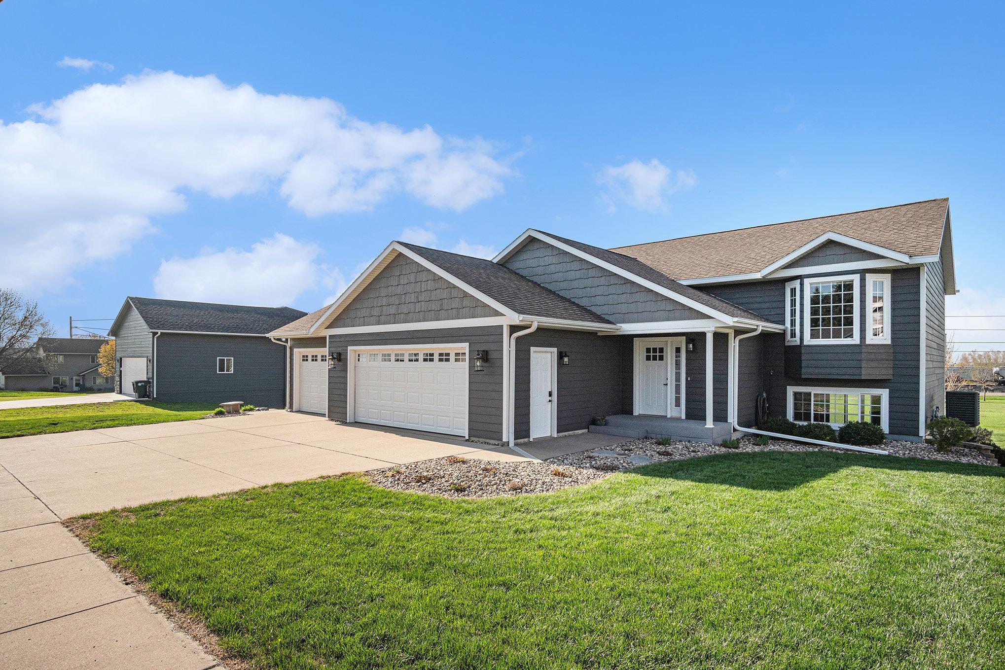 1106 Cherry Drive, Luverne, Minnesota image 2