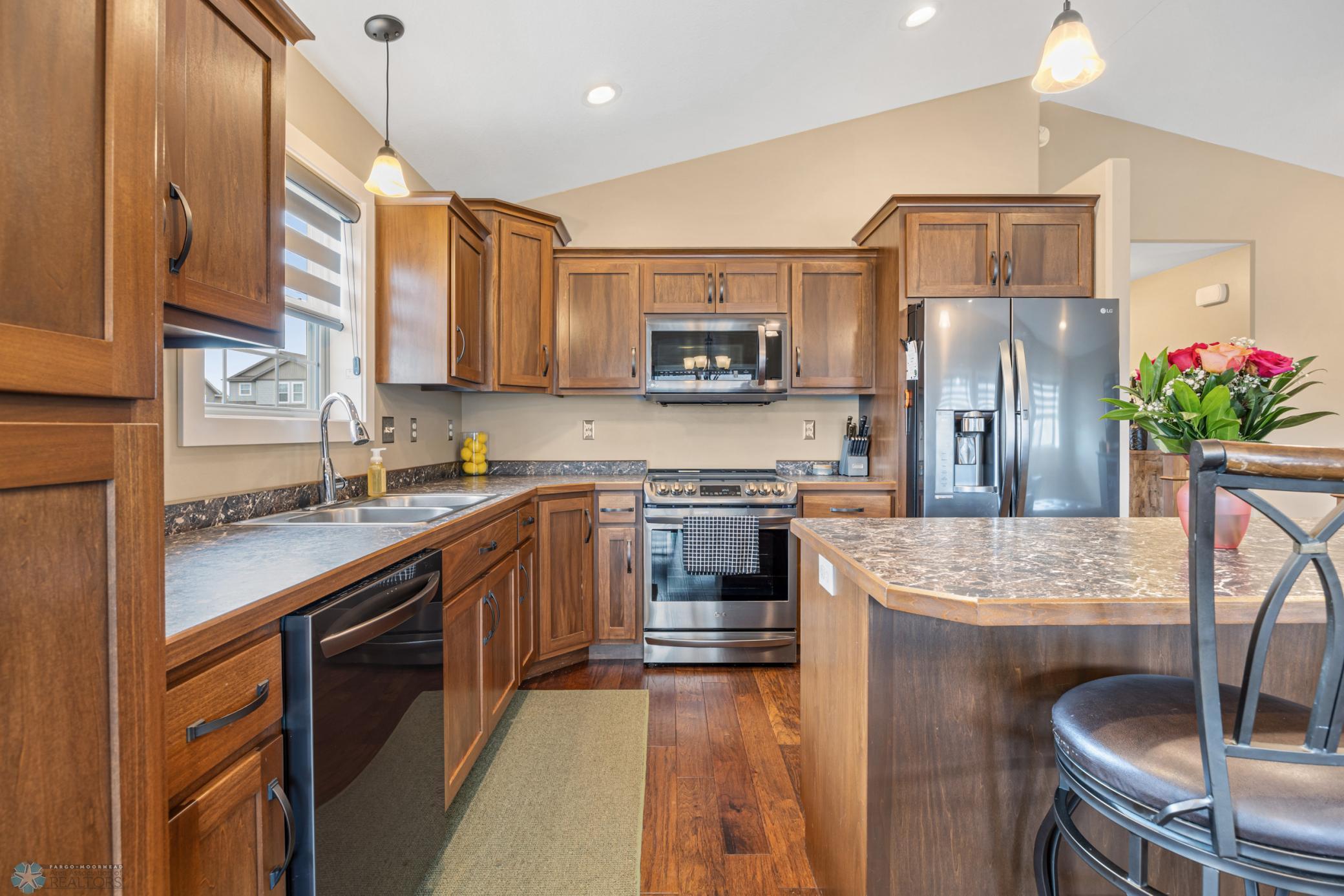 5409 47th Avenue, Fargo, North Dakota image 9