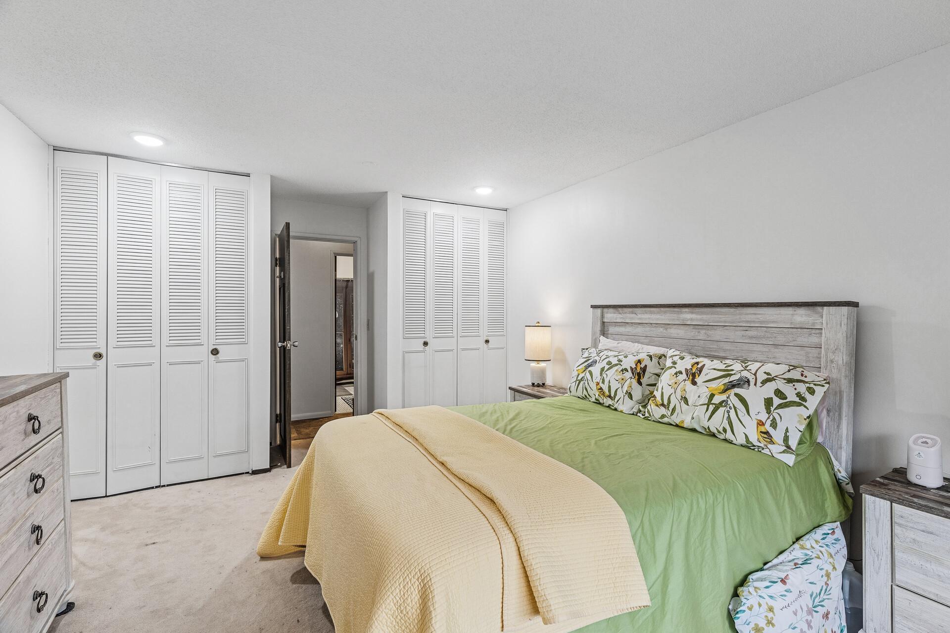 10311 Cedar Lake Road #305, Minnetonka, Minnesota image 15