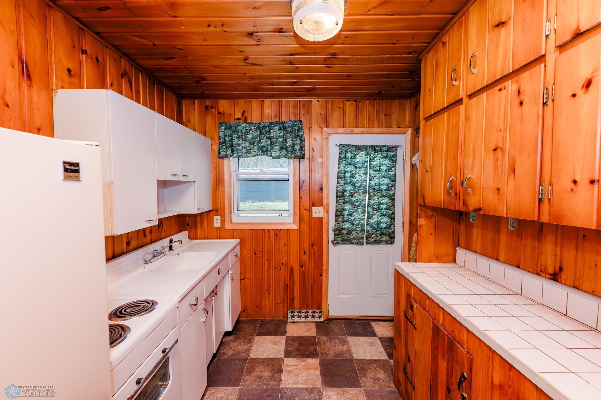 20841 AND 20850 Leona Beach Road, Rochert, Minnesota image 39