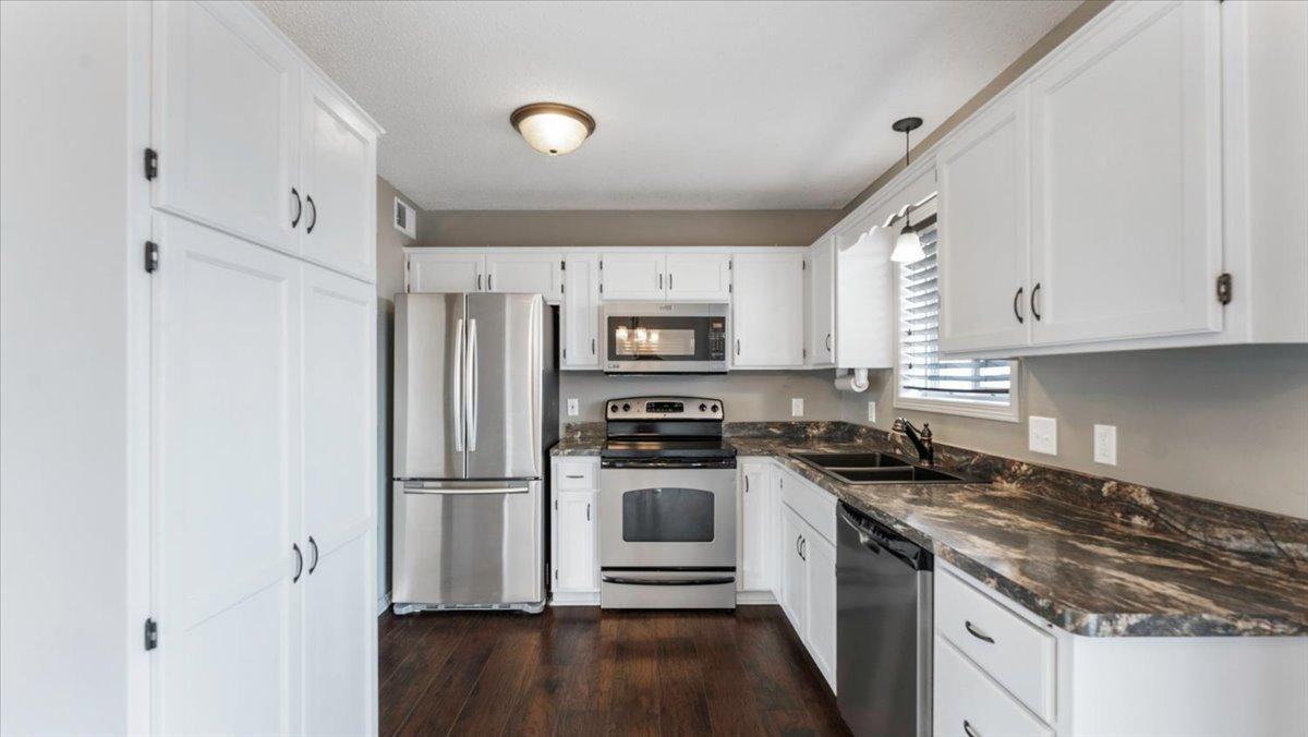 612 Brittany Boulevard, Foley, Minnesota image 3