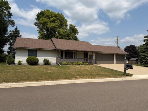 Homes For Sale - 10 George Street<br/> Wright County, Maple Lake, MN 55358
