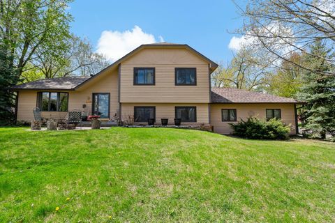 Homes For Sale - 1213 Bluebill Bay Road<br/> Dakota County, Burnsville, MN 55306