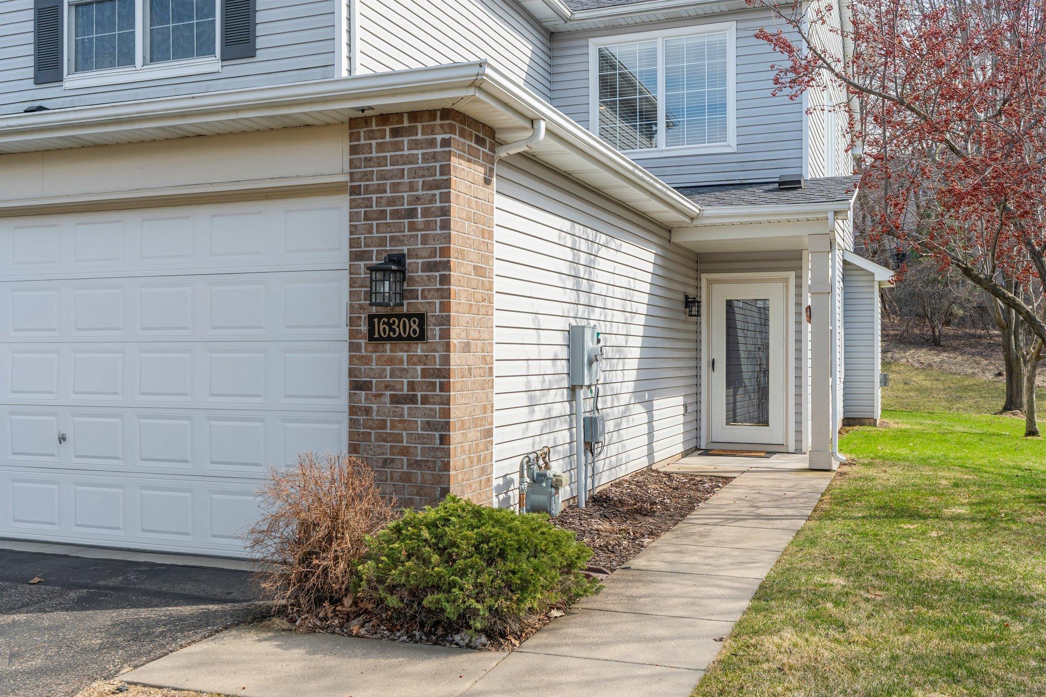 16308 Javari Court, Lakeville, Minnesota image 14