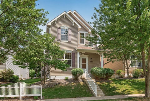 Townhouse For Sale - 10013 Iris Lane<br/> Eden Prairie, MN 55347