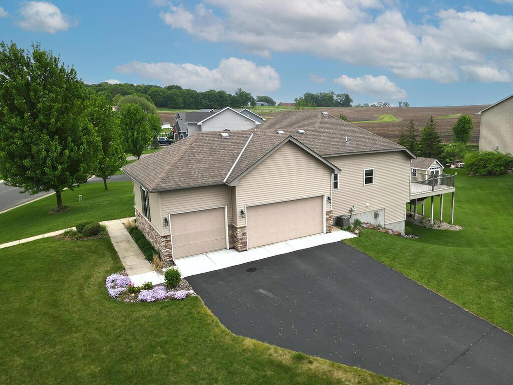 495 Riverview Road, Delano, Minnesota image 2