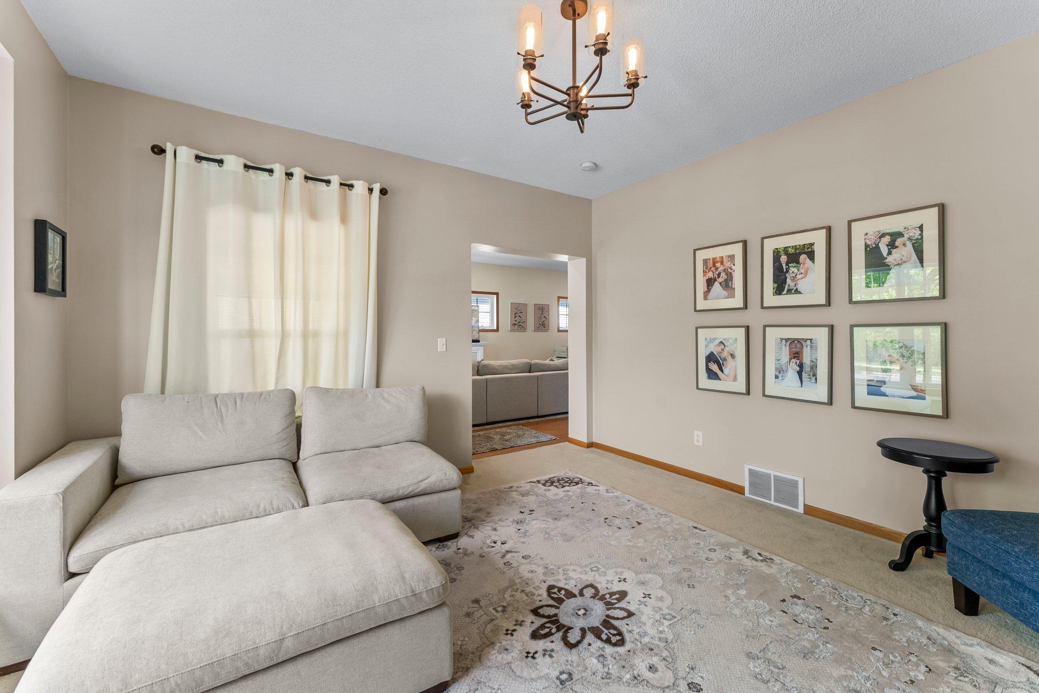 2737 Faulkner Drive, Chaska, Minnesota image 11