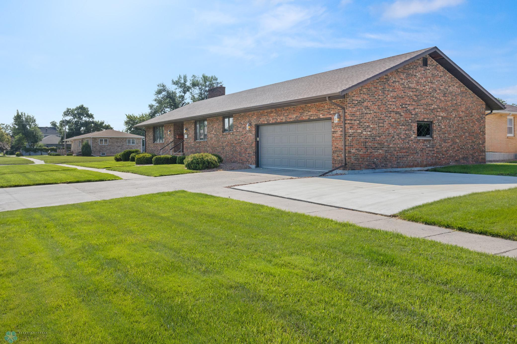 503 4th Avenue, Wahpeton, North Dakota image 2